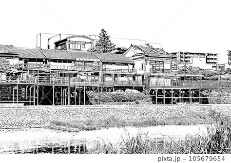 【京都の白黒】鴨川は京都人の心のふるさと 【京都の白黒】鴨川は京都人の心のふるさと 105679654