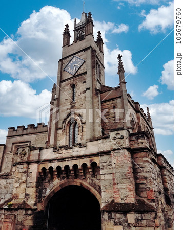 Close up shot of the East Gate in Warwick. England. 105679760
