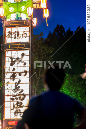 日本三大火祭りの「能登島向田の火祭」のキリコ(奉燈)|石川県七尾市能登島 日本三大火祭りの「能登島向田の火祭」のキリコ(奉燈)|石川県七尾市能登島 105682080
