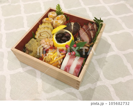 手作りおせち料理 手作りおせち料理 105682732