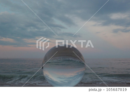 水晶と海 水晶と海 105687019