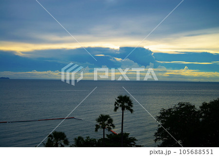 南国の夕景 南国の夕景 105688551