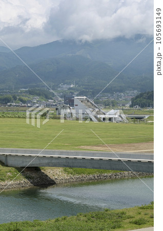 震災遺構として後世に伝える被災した建物 震災遺構として後世に伝える被災した建物 105693149