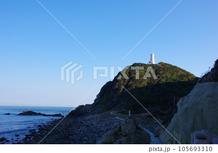 徳島県阿南市　蒲生田岬灯台 105693310