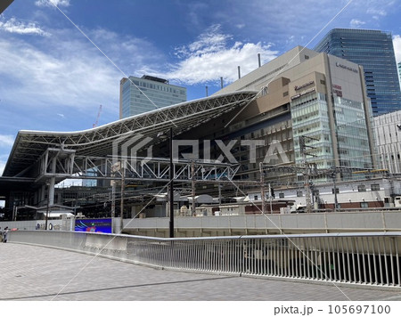 2023年8月8日 大阪梅田 105697100