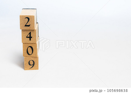 木ブロック　数字　 105698638