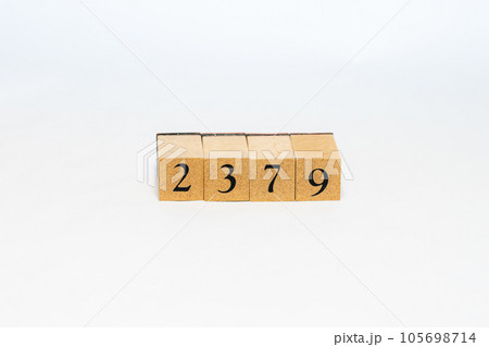 木のブロック 数字 2379 木のブロック 数字 2379 105698714