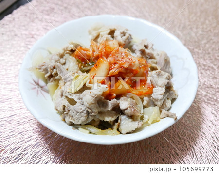 豚キムチ丼 105699773
