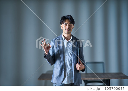 男性　ビジネス 105700055