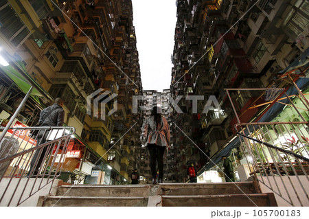 映画ロケ地になった香港の近未来SFな密集住宅.6 105700183