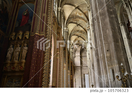 サントゥスタッシュ教会／パリ，フランス 105706323