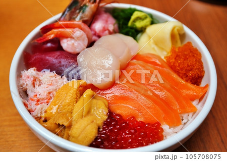 北海道名物 海鮮丼 北海道名物 海鮮丼 105708075