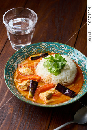 レッドカレー 105716144