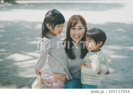 Childcare 105717058