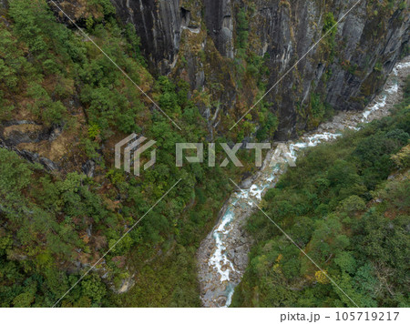 Aerial view of beautiful forest mountain landscape in tibet, China 105719217