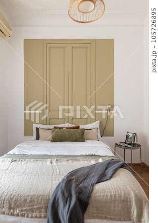 Luxury home showcase interior with creative bedroom design 105726895