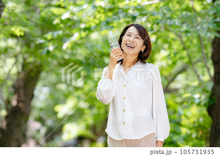 森林 水 渇き 森林 水 渇き 105731935