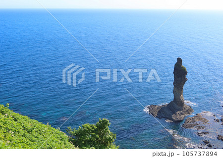 積丹半島・女郎子岩 積丹半島・女郎子岩 105737894