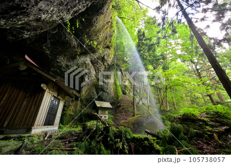 吉滝（兵庫県美方郡香美町） 105738057