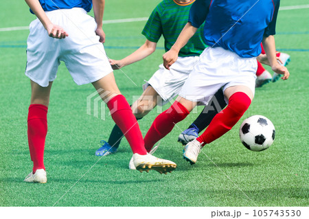 サッカー　フットボール 105743530