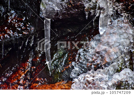 妹背の滝 広島 滝 氷瀑 妹背の滝 広島 滝 氷瀑 105747209