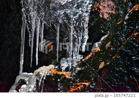 妹背の滝 広島 滝 氷瀑 妹背の滝 広島 滝 氷瀑 105747221