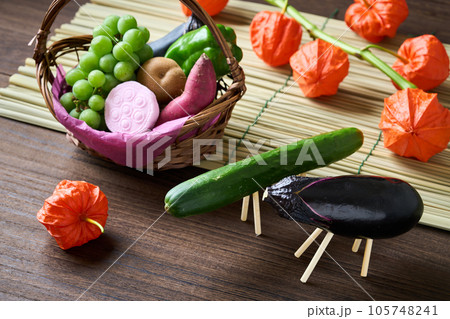 お盆のお供え物 お盆のお供え物 105748241