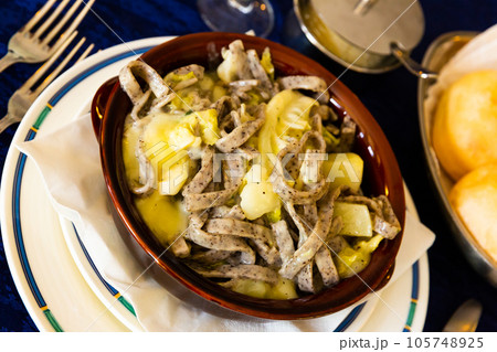 Italian dish - pizzoccheri alla valtellinese 105748925