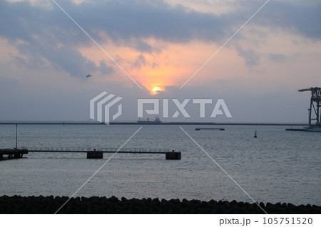 那覇港日没 那覇港日没 105751520