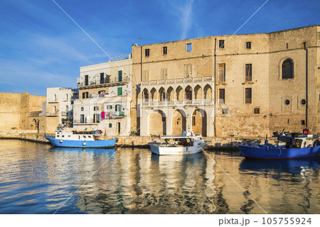 Porto Antico is the old port in Monopoli, Italy. Porto Antico is the old port in Monopoli, Italy. 105755924