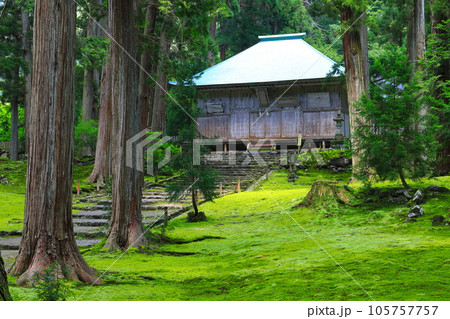 【福井県】平泉寺白山神社の拝殿 105757757