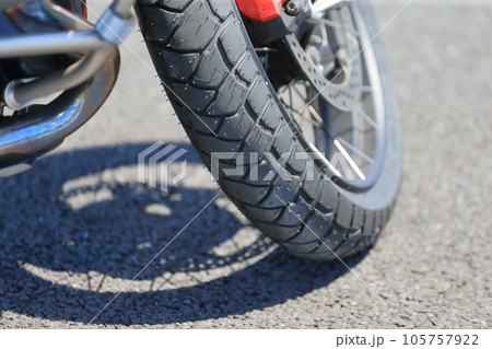 バイクのタイヤ イメージ バイクのタイヤ イメージ 105757922