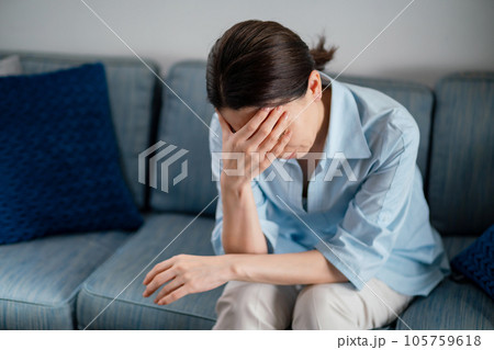 更年期障害　ホットフラッシュ　体調不良 105759618