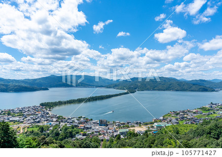 [京都府]晴天の天橋立（昇龍観の風景） 105771427