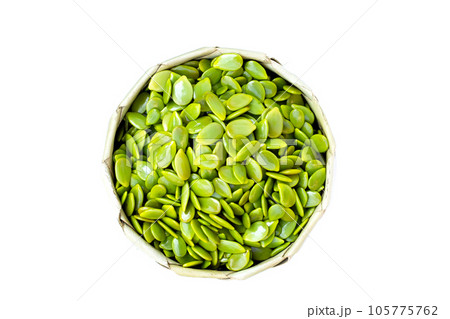 Leucaena leucocephala seeds isolated on white background 105775762