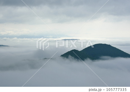 狩勝峠からの雲海 狩勝峠からの雲海 105777335