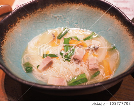 奄美大島名物「油そうめん」 奄美大島名物「油そうめん」 105777708