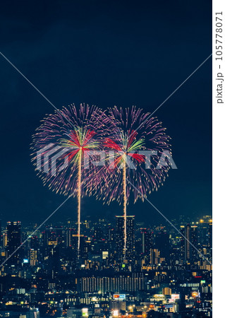 五月山から撮影した淀川花火大会 105778071