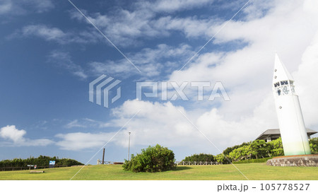 神奈川県三浦市三浦半島の城ヶ島の夏 105778527