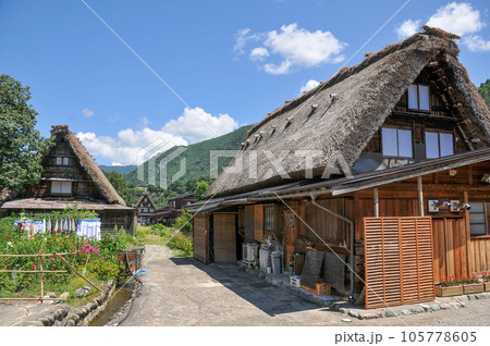 日本茅屋風土記」 世界遺産 白川郷・五箇山の合掌造り集落とその周辺☆美しい写真 - アート、エンターテインメント