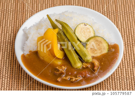 夏の定番 夏野菜カレー 夏の定番 夏野菜カレー 105779587