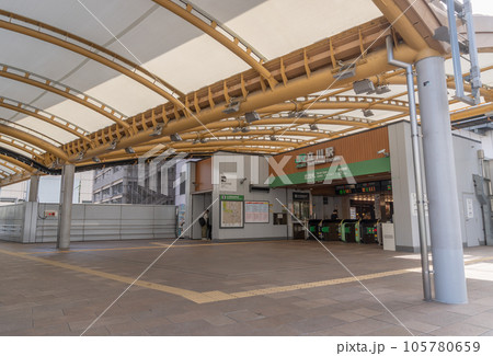 駅前風景　立川駅 105780659