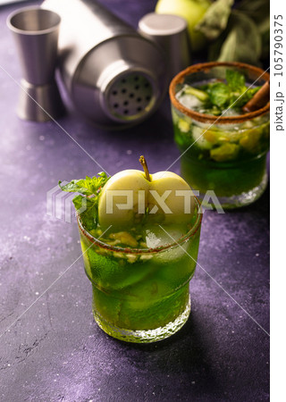 Apple alcoholic cocktail or mocktail 105790375