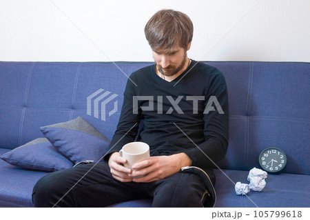 A patient with a problem at the reception of a psychologist. 105799618