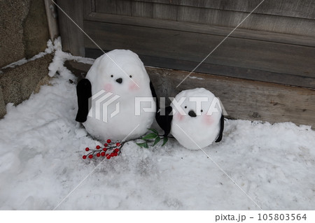 雪だるま 105803564