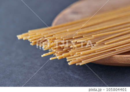 全粒粉パスタ/スパゲッティ 全粒粉パスタ/スパゲッティ 105804401