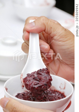 Red glutinous rice 1 105809942