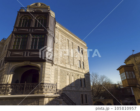 アゼルバイジャン・バクー旧市街の美しい建物 / Baku, Azerbaijan 105810957