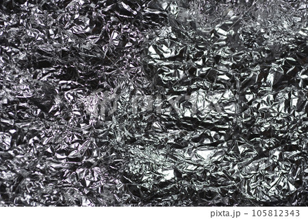 Wrinkled aluminium foil 105812343