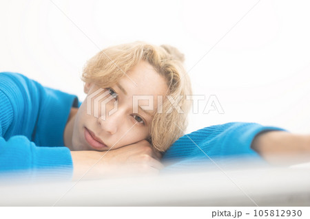 男性 ポートレート 男性 ポートレート 105812930